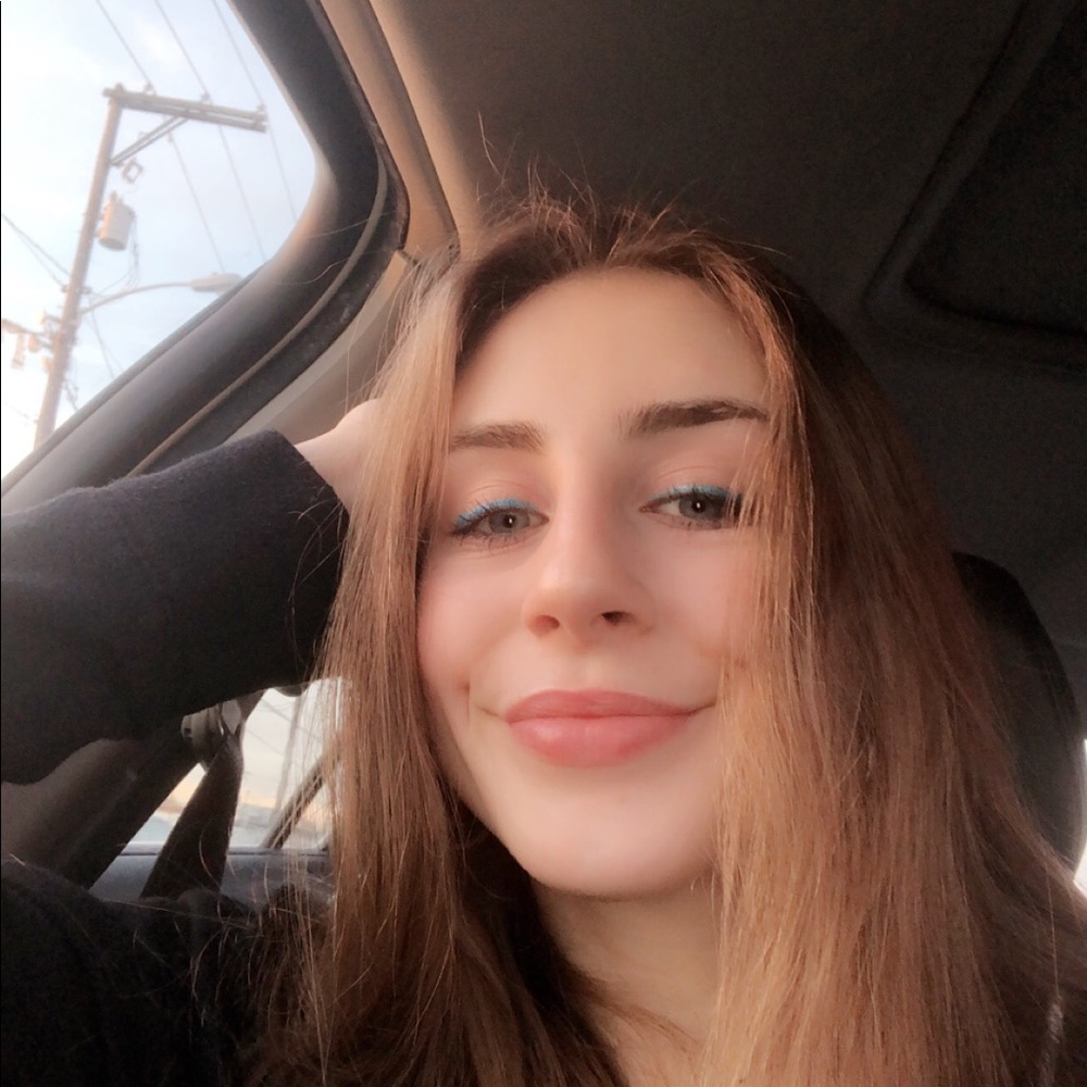 Meet your Posher, Katie